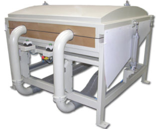 Vacuum pillow filling machine